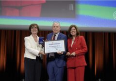 PREMIO AL MÉRITO OMSA